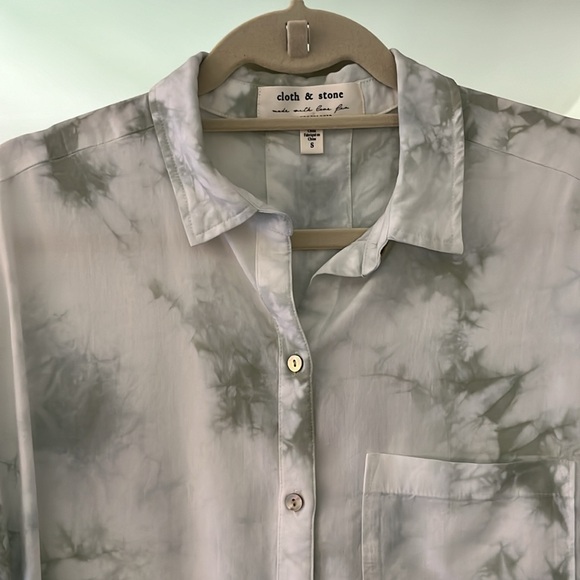 🎉HOST PICK 🎉Cloth & Stone for Anthropologie Tie-Dye Breezy Blouse - Picture 5 of 10